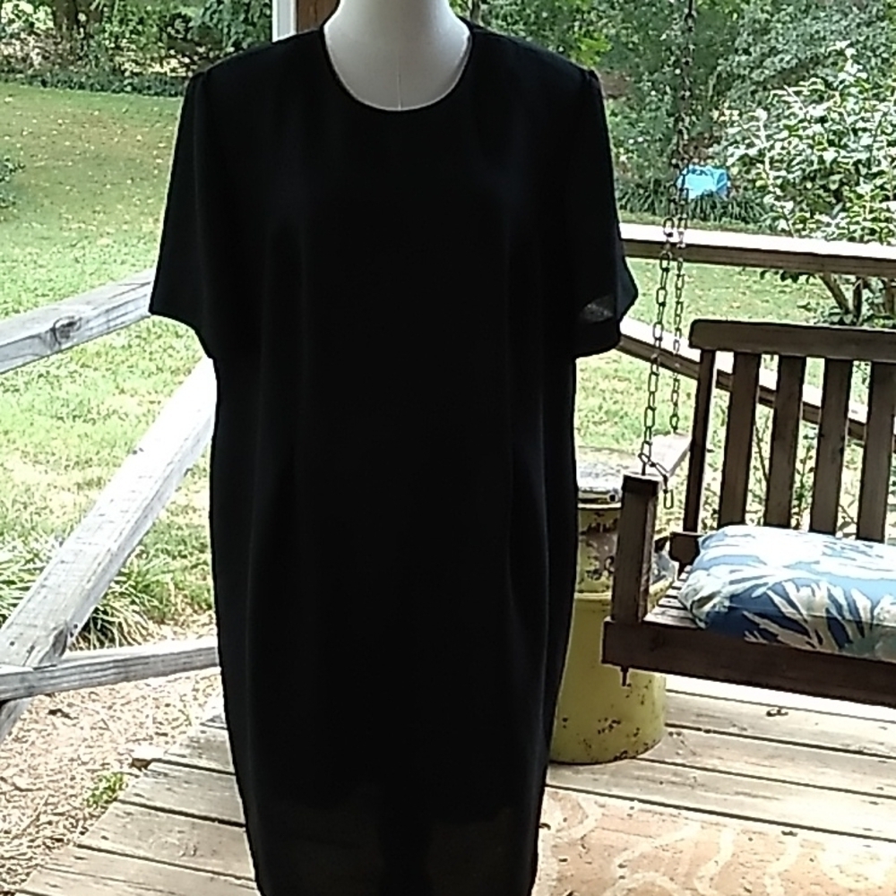 Vintage 1980s black Lezlie Fay 20 petite dress